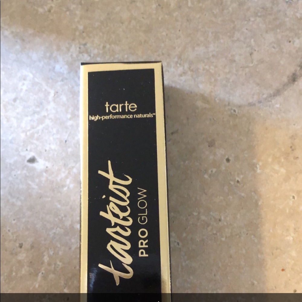 Tarte pro glow